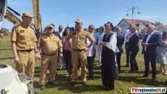 Nowoczesny sprzęt dla samorządów. W Nowym Stawie zaprezentowano efekty Programu Ochrony Ludności i Obrony Cywilnej. Wideo i zdjęcia