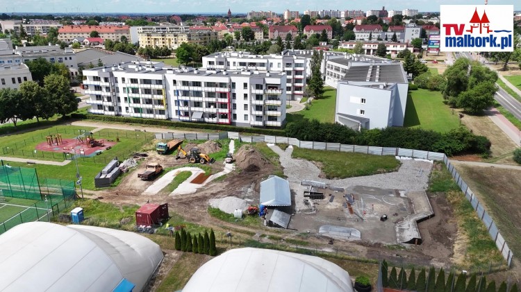 Trwa budowa skateparku i pumptracku w Malborku. Zobacz postęp prac z drona - 03.07.2026