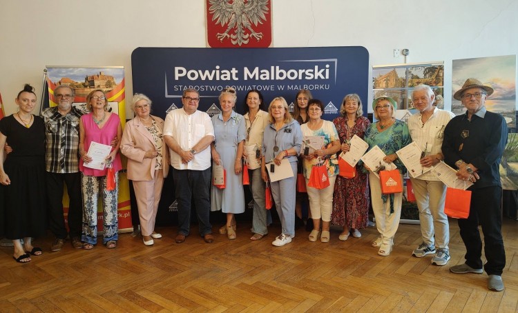 „Żuławskie Inspiracje” zakończone. Artyści przekazali swoje dzieła dla Hospicjum w Malborku