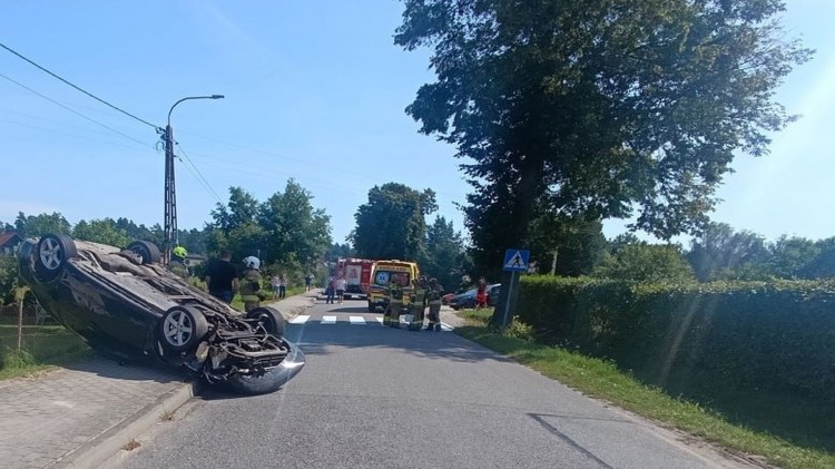 Nie ustąpiła pierwszeństwa. Groźne zderzenie w Mikołajkach Pomorskich