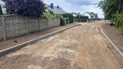 Ponad 1,3 mln zł na trasy rowerowe w gminie Miłoradz. Prace trwają w Kończewicach i Bystrzu