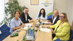 Ponad milion złotych na remont drogi Płonina – Groszkowo. Umowa została podpisana
