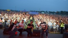 Zespół Akcent gwiazdą imprezy "Żuławy w rytmie disco". W Nowym Stawie bawiło się ponad 10 tys. miłośników muzyki Disco Polo – 20.08.2016
