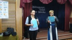 Burmistrz Dzierzgonia Ewa Domańska wręczyła ostatnie nagrody w  konkursie plastycznym "Stop Przemocy" - 20.11.2017