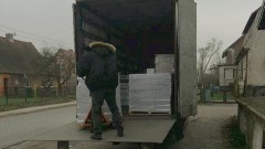 Dzierzgoń: Pomoc żywnościowa dotarła do magazynu przy ul. Zawadzkiego. Zaplanuj kolejkę – 08.02.2018