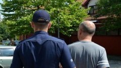 Proponował ponad 1500 zł łapówki. 45-letniemu mieszkańcowi Sopotu grozi do 10 lat więzienia.