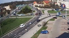 Wymuszenie pierwszeństwa przyczyną olbrzymich korków w godzinach szczytu w Malborku.