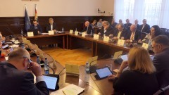 Radni nie składają broni w sprawie obwodnicy Malborka. Skrót nadzwyczajnej sesji Rady Powiatu.