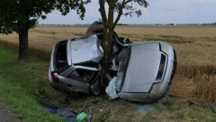 To cud, że kierowca z wypadku w Martągu wyszedł żywy.