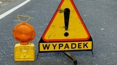 Jedna osoba poszkodowana w wypadku w Piaskowcu – raport nowodworskich służb mundurowych.