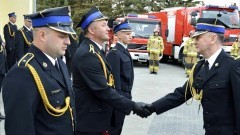 Sztum. Z okazji Dnia Strażaka wręczono odznaczenia i awanse.