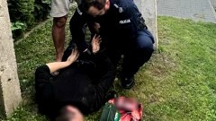 Lichnowy. Policjant po służbie wraz z mieszkańcami zatrzymali złodziei na gorącym uczynku.