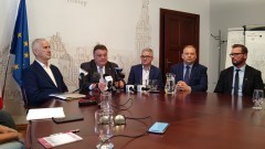 Wkrótce otwarcie przekopu - co dalej z elbląskim portem? Konferencja prasowa prezydenta Elbląga Witolda Wróblewskiego.