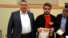 Stare Pole. Jesienny Turniej Szachowy - Kacper Skrzypczyński zdobył Puchar Wójta Gminy.