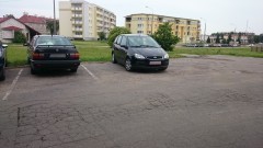 JEDNO MIEJSCE TO ZBYT MAŁO. MISTRZ PARKOWANIA NA WYBICKIEGO W MALBORKU!!! - 26.06.2015