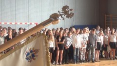 310 UCZNIÓW ROZPOCZĘŁO NAUKĘ W GIMNAZJUM JANA PAWŁA II W SZTUMIE – 01.09.2015