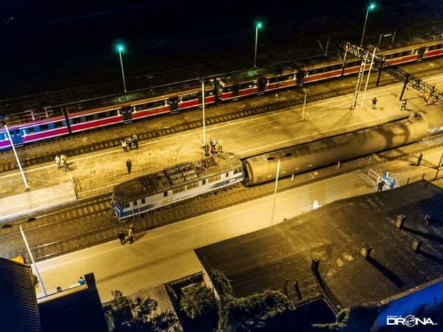 PKP Polskie Linie Kolejowe S.A. - pasażerowie pociągu Pogoria dojechali&#8230;
