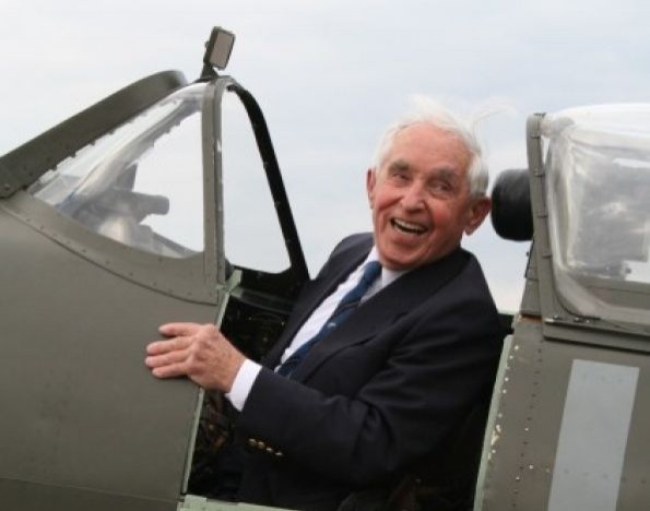 Polak symbolem RAF-u! Franciszek Kornicki wygrał głosowanie na ulubionego&#8230;