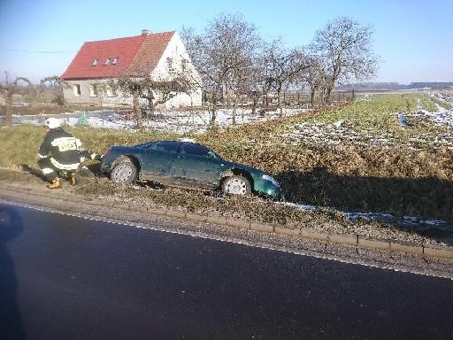 Gmina Mikołajki Pomorskie: Poślizg i pechowe dachowanie w Kołozębiu&#8230;