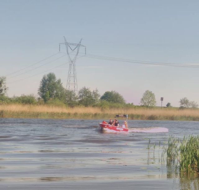 Trwają poszukiwania dziewczyny porwanej przez nurt Wisły.