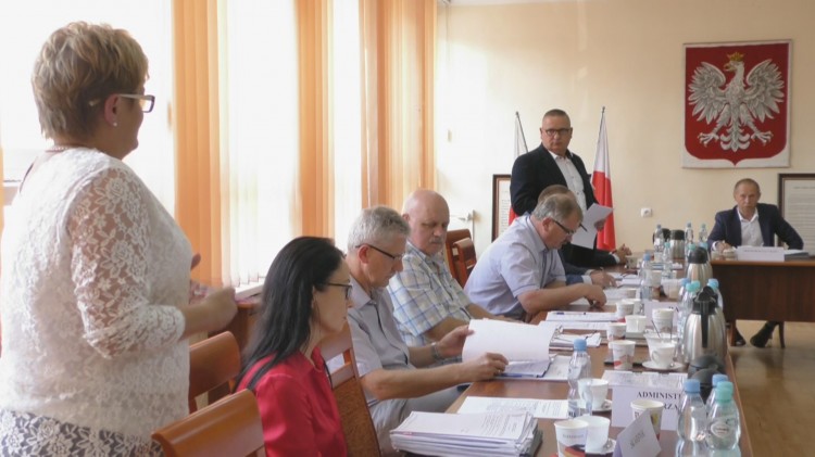 Kto zastąpi PKS Dzierzgoń? Czy transport będzie funkcjonował bez zakłóceń?&#8230;