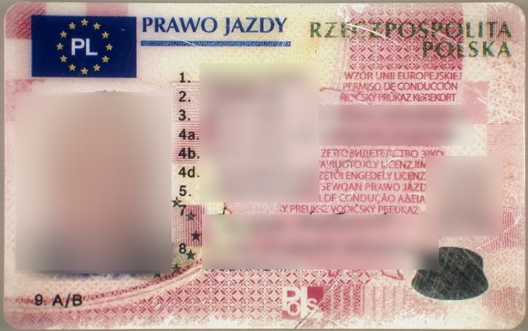 67-letni mężczyzna zatrzymany z podrobionym prawem jazdy