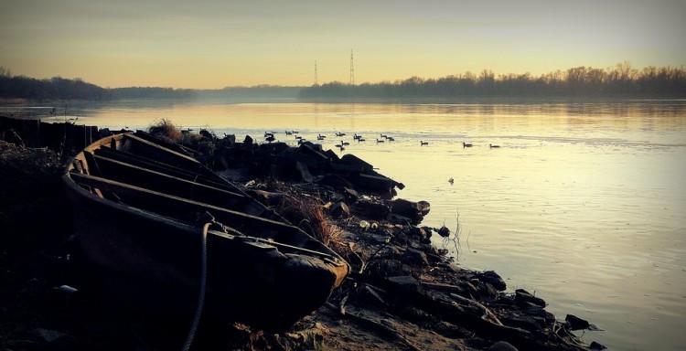 Ścieki z Warszawy płyną w naszym kierunku. Trwają badania stanu wody&#8230;