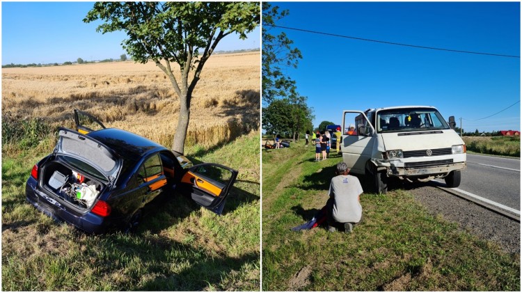 DK22. BMW w rowie po zderzeniu 4 pojazdów w Gnojewie. 