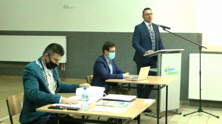 Podjęcie uchwały w sprawie rozpatrzenia skargi na działania Wójta Gminy. XXVIII sesja VIII kadencji Rady Gminy Miłoradz - 30.08.2021
