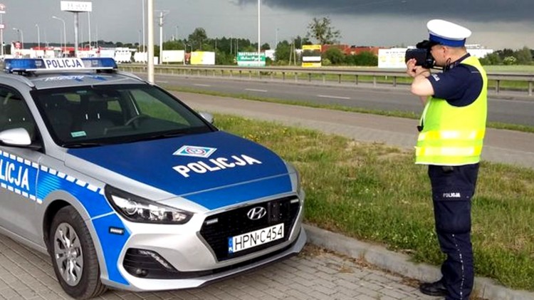 Spokojnie na drogach powiatu – weekendowy raport malborskich służb mundurowych.