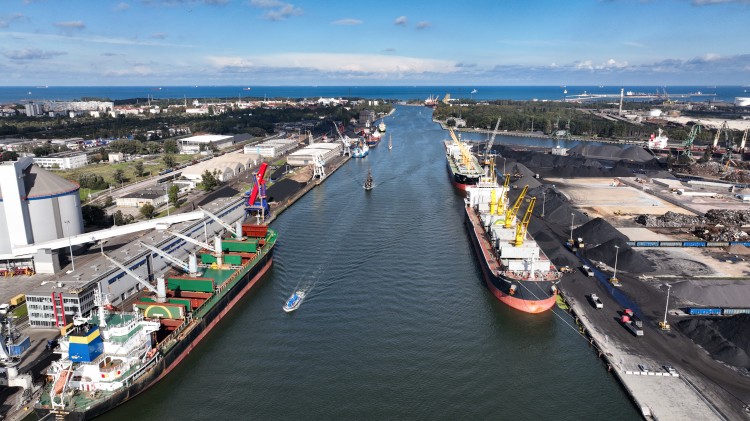 Od początku roku operator portowy PG Eksploatacja S.A. przeładował łącznie 4,2 mln ton towarów.