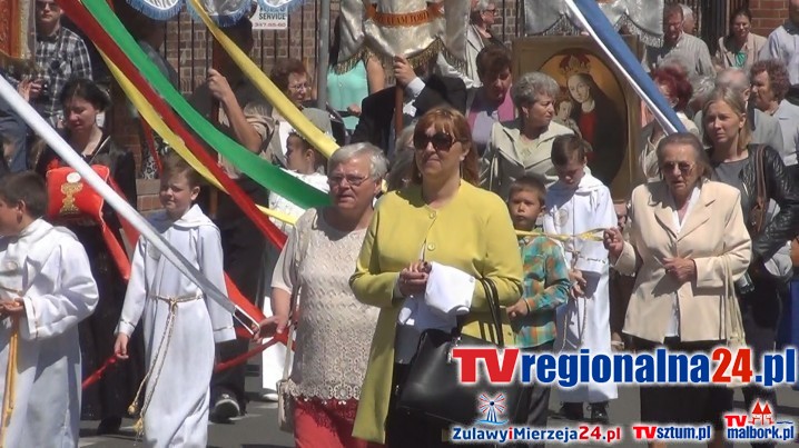 PROCESJA BOŻEGO CIAŁA W MALBORKU Z WIERNYMI DWÓCH PARAFII – 04.06.2015