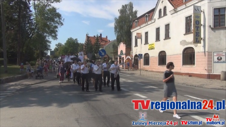 V FESTIWAL TEATRÓW ULICZNYCH W SZTUMIE – 04.07.2015