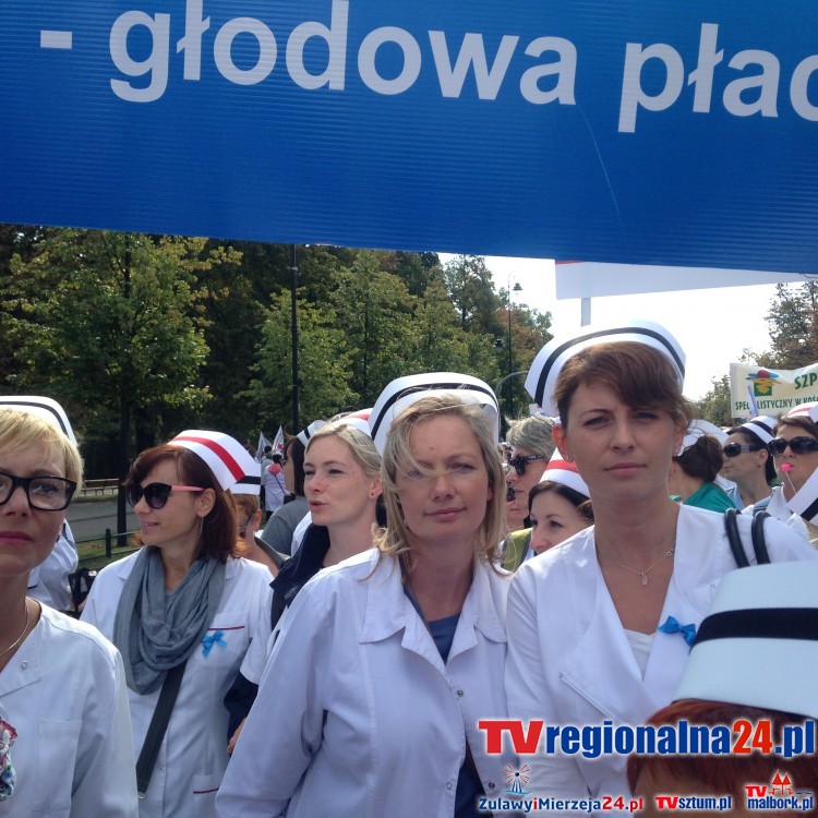 Pielęgniarki i położne z Malborka i Sztumu protestowały w Warszawie.…