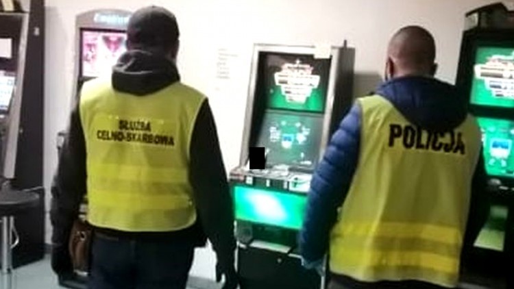 Malbork. Zarekwirowano kolejne nielegalne automaty do gier hazardowych.