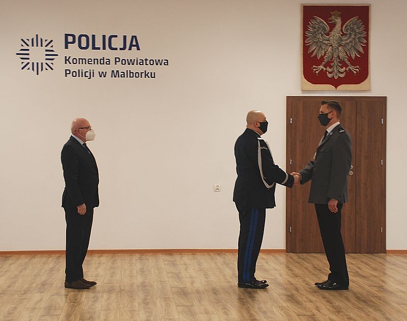 Sekundy od tragedii. Kierowca nie opuścił przejazdu – w ciężarówkę uderzył pociąg