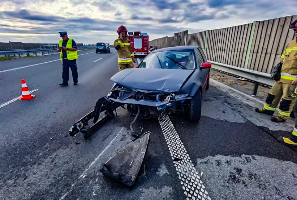 S7. W wypadku w Starych Babkach jedna osoba trafiła do szpitala.
