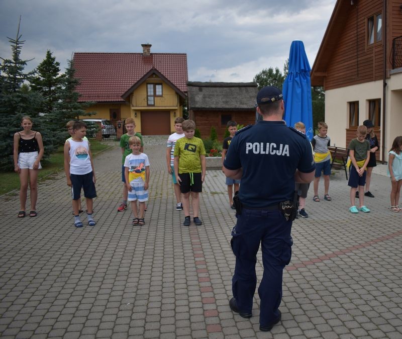 Malbork. Miejsca wypoczynku dzieci i młodzieży pod lupą policji i sanepidu.