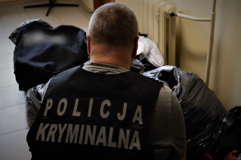 Nowy Dwór Gdański. Policjanci zabezpieczyli podróbki warte 300 tys. zł.