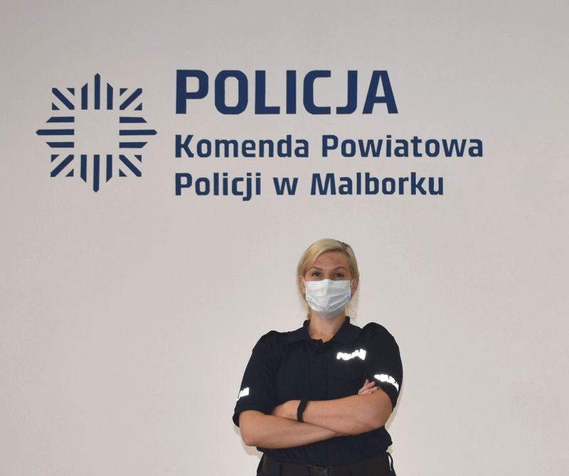 Malbork. Nowa policjantka w komendzie – trwa nabór do służby.