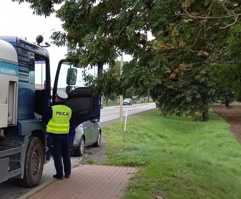 Handlował skradzioną bronią – weekendowy raport malborskich służb mundurowych.