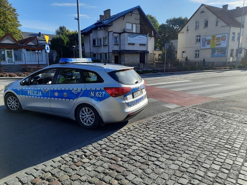 Sztum. Potrącona na przejściu dla pieszych kobieta trafiła do szpitala.