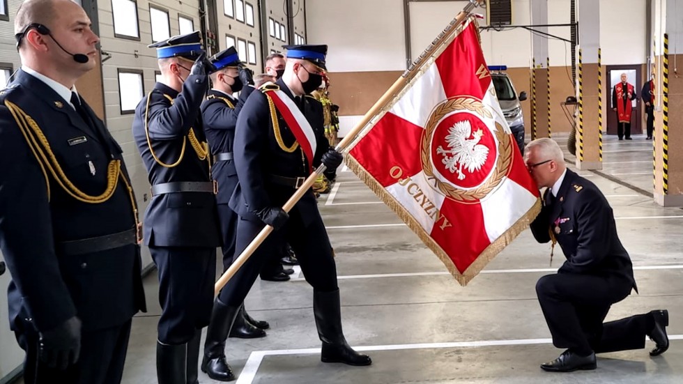 Malbork. Straż Pożarna pożegnała swojego komendanta - bryg. Mariusz Dzieciątek odszedł na emeryturę.