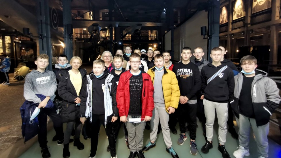 Malbork. Uczniowie SP11 z wizytą w Warszawie w ramach programu Poznaj Polskę.