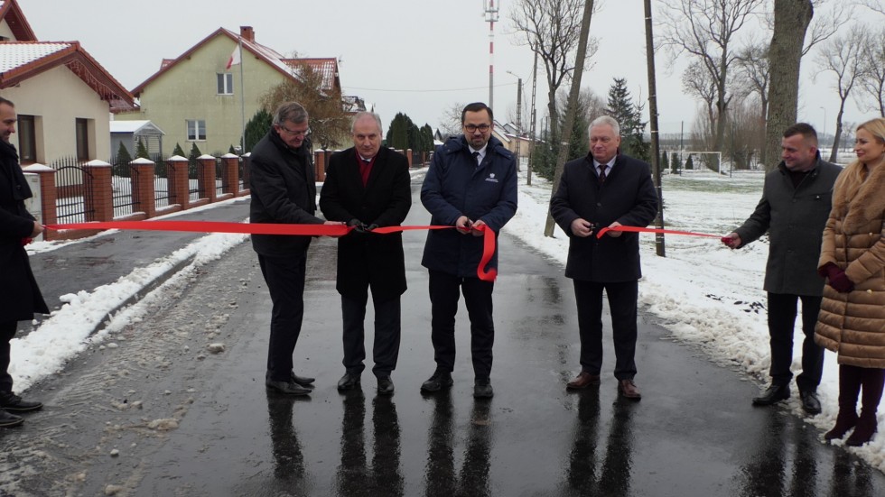 Gmina Nowy Staw. Zakończyła się modernizacja układu drogowego w Lubstowie [wideo, zdjęcia]