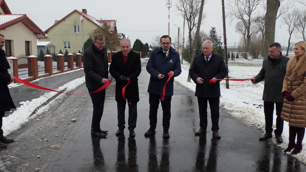 Gmina Nowy Staw. Zakończyła się modernizacja układu drogowego w Lubstowie [wideo, zdjęcia]