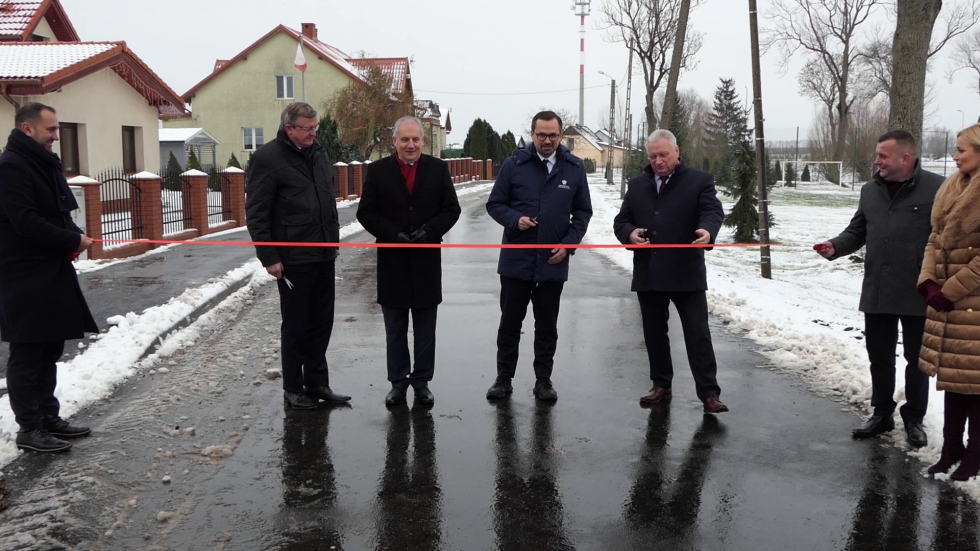 Gmina Nowy Staw. Zakończyła się modernizacja układu drogowego w Lubstowie [wideo, zdjęcia]