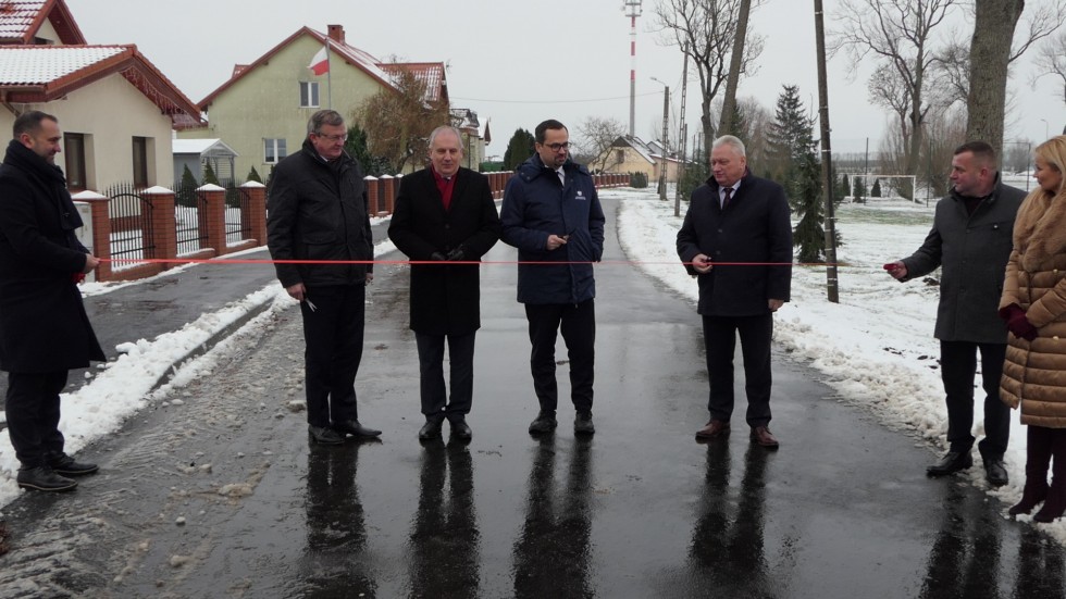 Gmina Nowy Staw. Zakończyła się modernizacja układu drogowego w Lubstowie [wideo, zdjęcia]