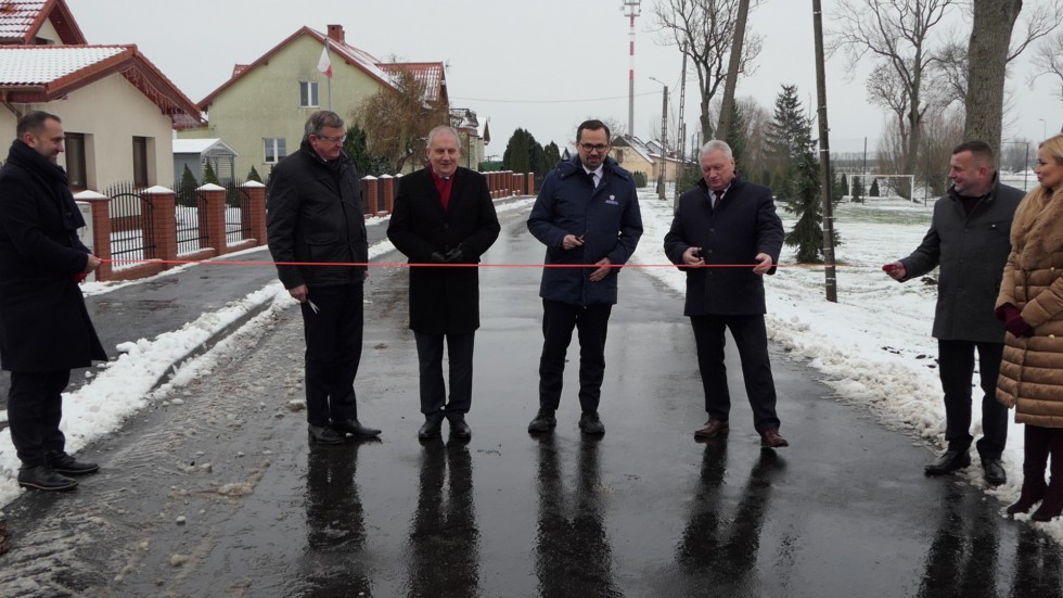 Gmina Nowy Staw. Zakończyła się modernizacja układu drogowego w Lubstowie [wideo, zdjęcia]