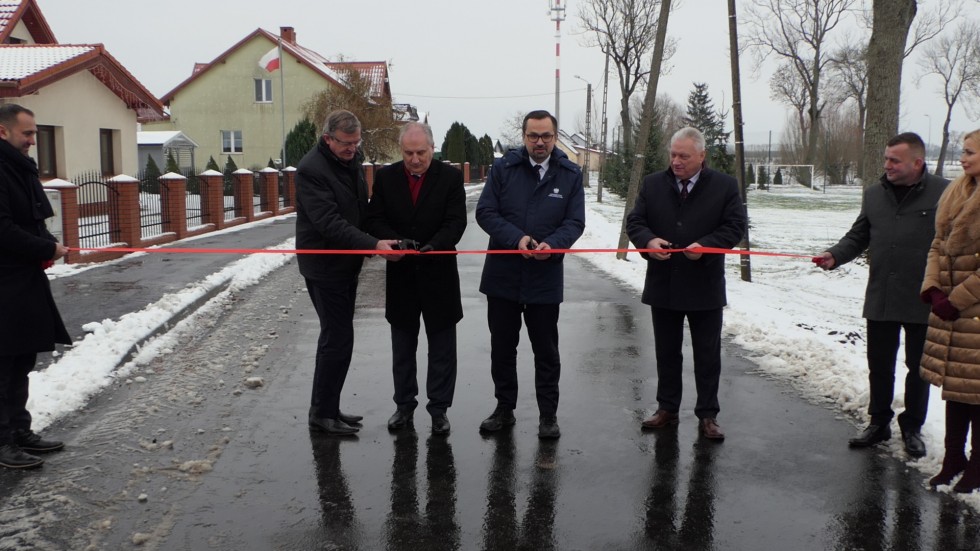 Gmina Nowy Staw. Zakończyła się modernizacja układu drogowego w Lubstowie [wideo, zdjęcia]